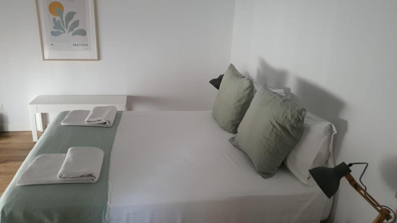 Gaudi Street Apartments Sitges Zewnętrze zdjęcie
